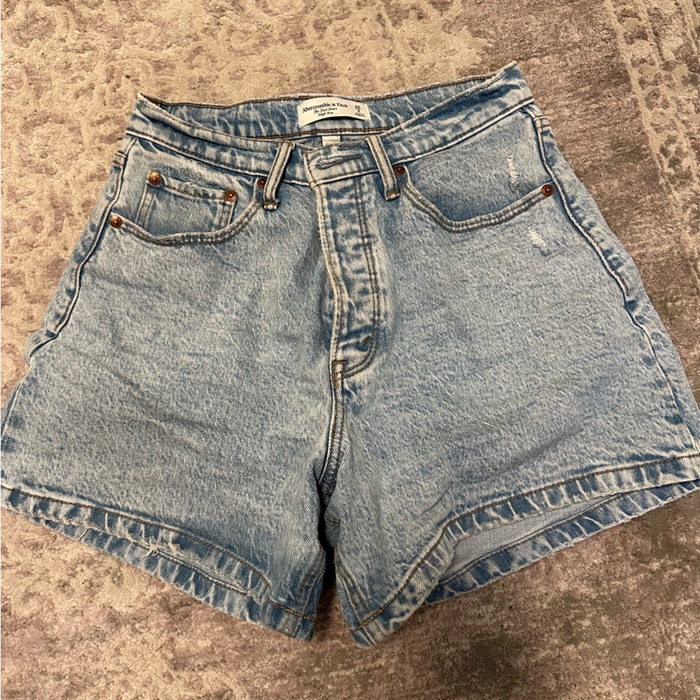 Abercrombie & Fitch Dad Short High Rise